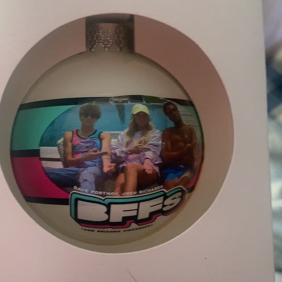 Barstool sports ornament - Picture 2 of 2